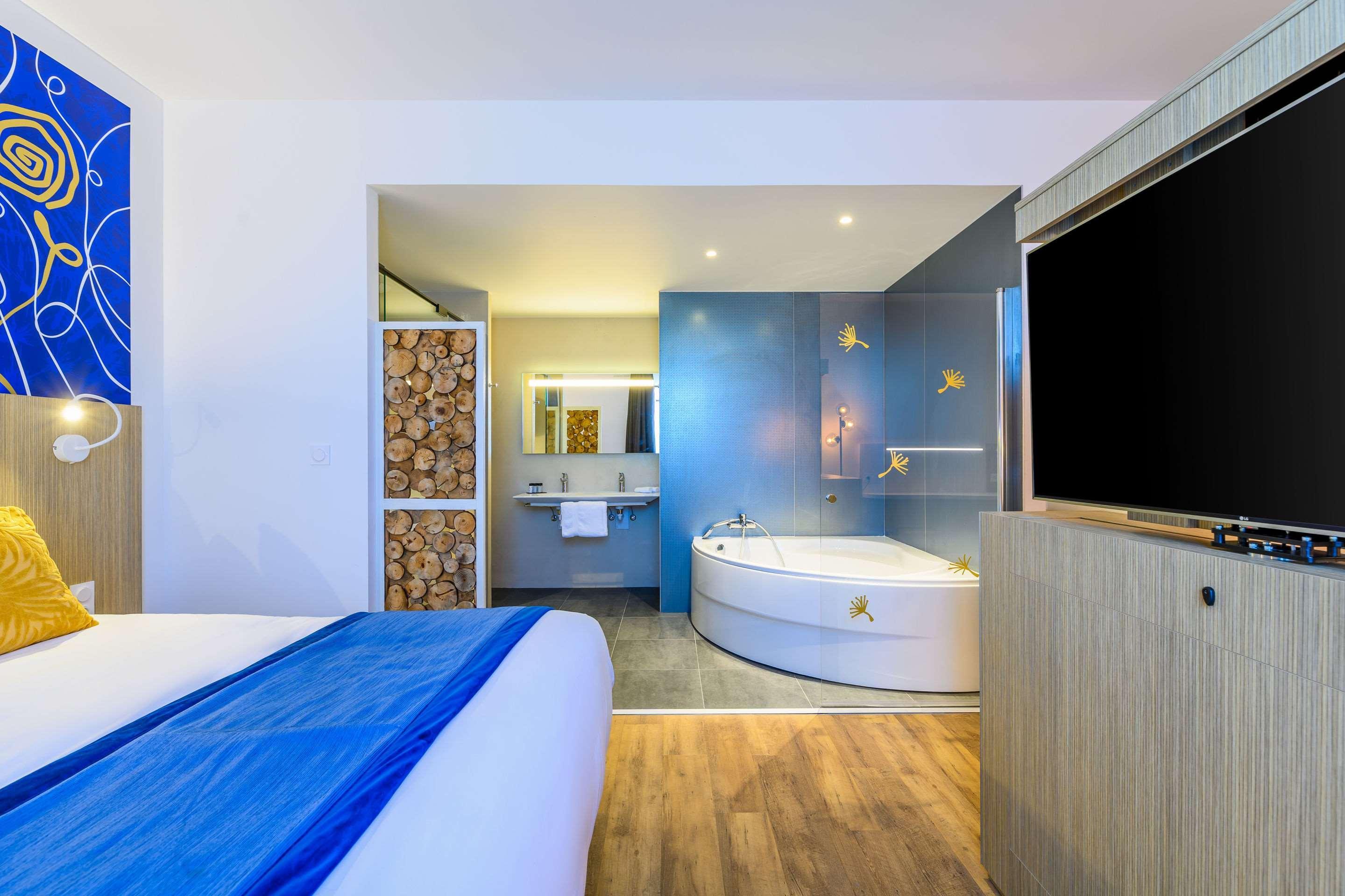 Kyriad Prestige Amiens Poulainville - Hotel And Spa Exterior foto